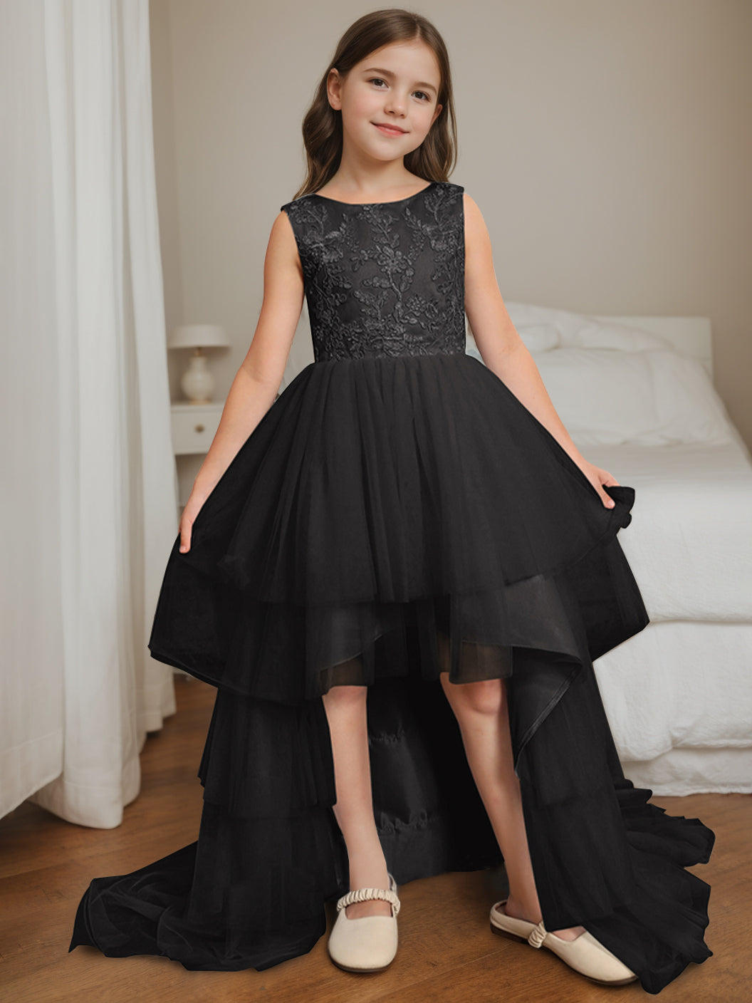 Ball-Gown Scoop Neck Sleeveless Asymmetrical Sweep Train Flower Girl Dress with Lace