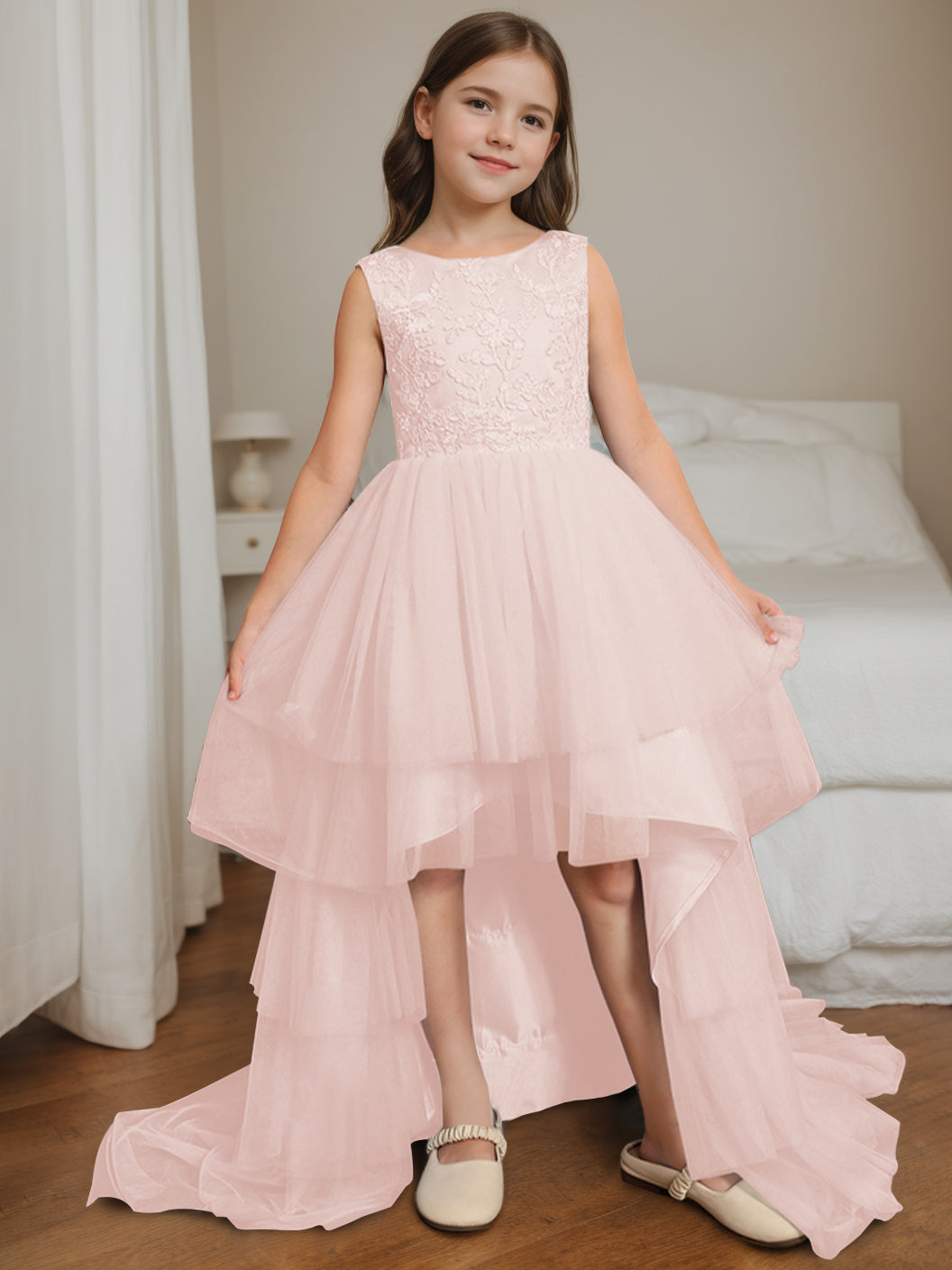 Ball-Gown Scoop Neck Sleeveless Asymmetrical Sweep Train Flower Girl Dress with Lace