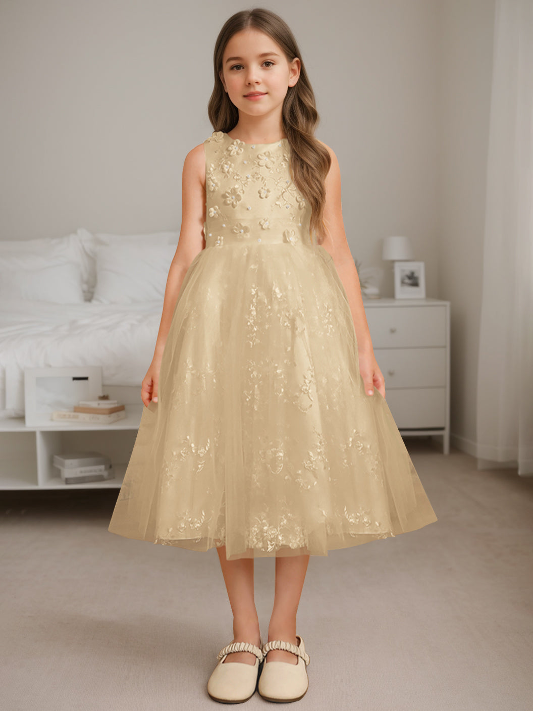 A-Line/Princess Scoop Neck Sleeveless Tea-Length Flower Girl Dress with Beading