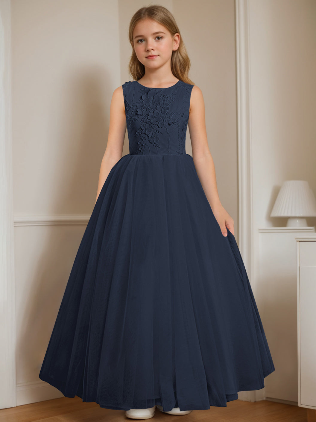 A-Line/Princess Round Neck Sleeveless Floor-Length Flower Girl Dress with Appliques