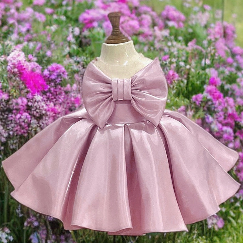 Ball-Gown Scoop Neck Sleeveless Knee-Length Flower Girl Dress with Bow