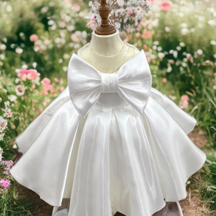 Ball-Gown Scoop Neck Sleeveless Knee-Length Flower Girl Dress with Bow