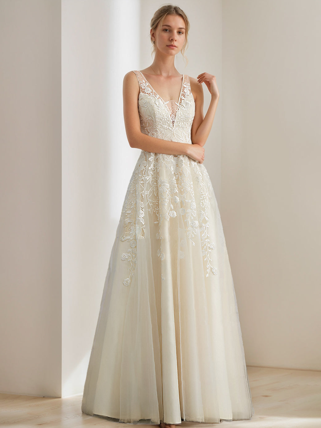 A-Line/Princess Deep V-Neck Sleeveless Floor-Length Long Wedding Dress with Appliques