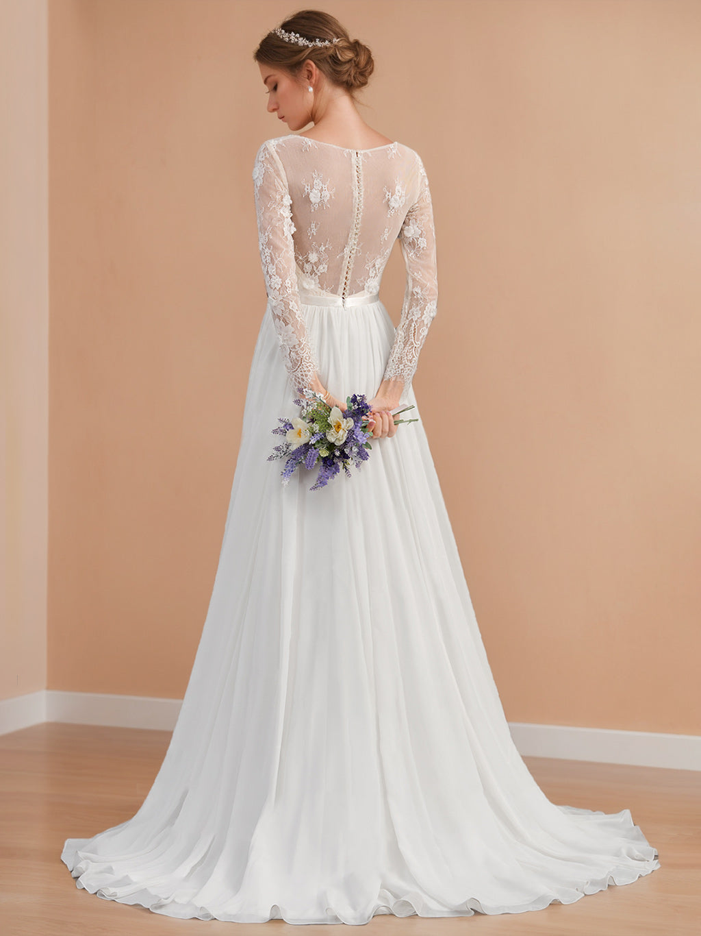 A-Line/Princess V-Neck Long Sleeves Floor Length Lace Wedding Dress with Appliques