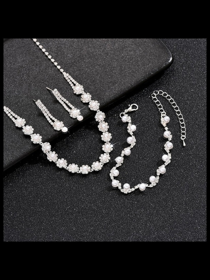 1 set Jewelry  Three-piece Suit Imitation Pearl Necklace Bracelet Earrings Women's Retro Precious Petal Jewelry Set For Wedding Gift