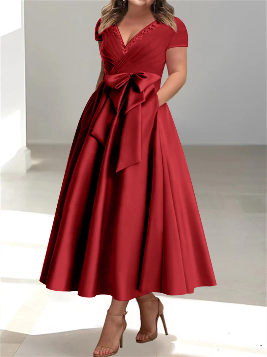 A-Line/Princess V-Neck Plus Size Mother of the Bride Dresses with Pockets & Ruffles