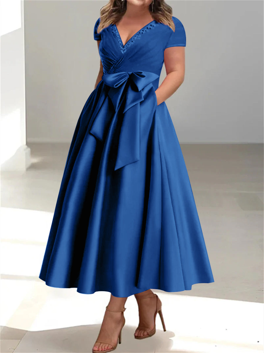 A-Line/Princess V-Neck Plus Size Mother of the Bride Dresses with Pockets & Ruffles