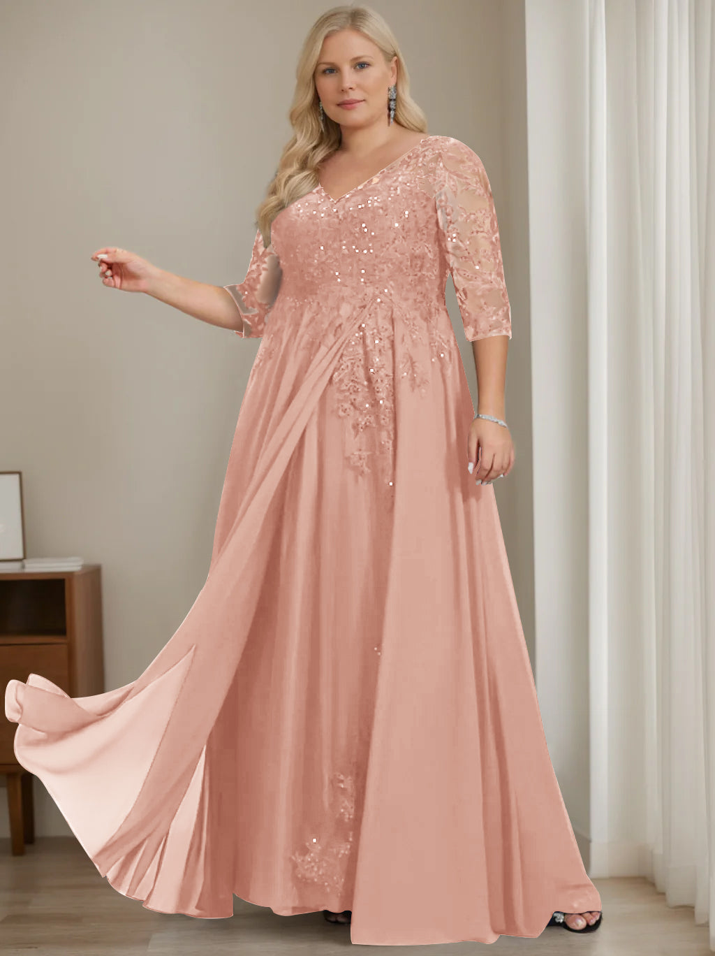 A-Line/Princess V-Neck Half Sleeves Floor-Length Plus Size Mother of the Bride Dresses with Sequins