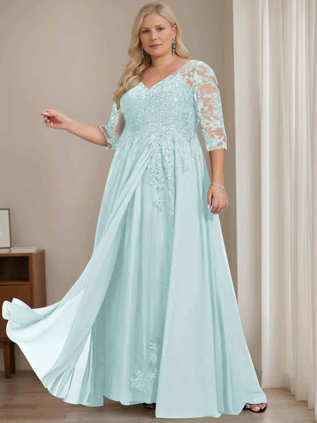 A-Line/Princess V-Neck Half Sleeves Floor-Length Plus Size Mother of the Bride Dresses with Sequins