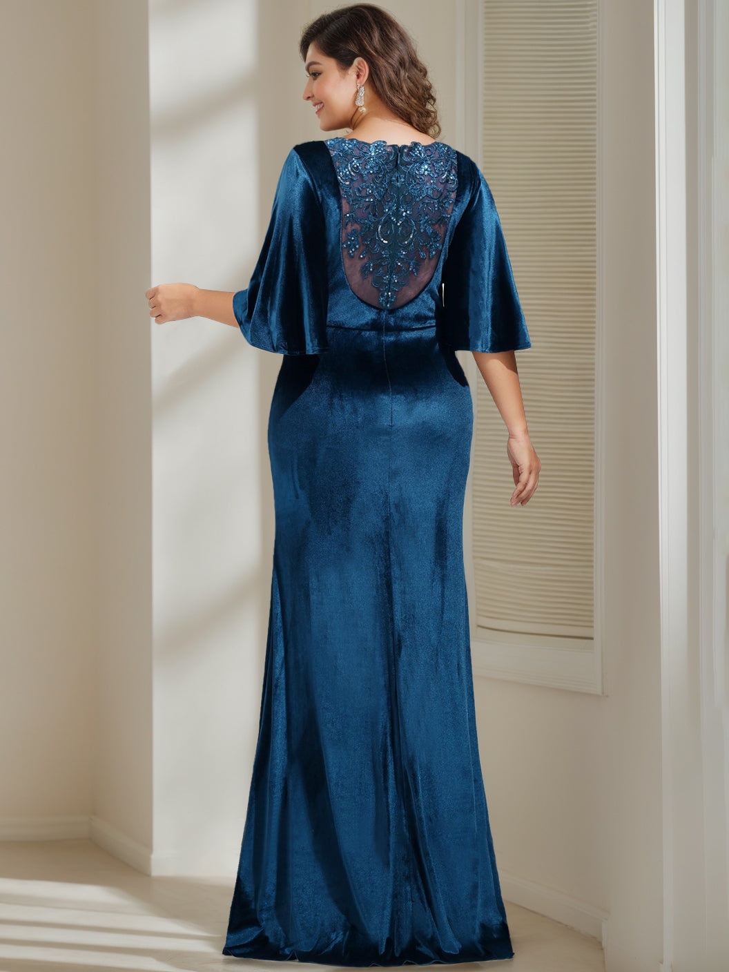 Sheath/Column Scoop Neck Half Sleeves Floor-Length Velvet Mother of the Bride Dresses with Beading, Appliques & Sequins