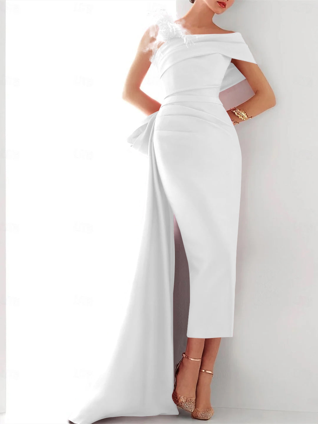 Sheath/Column Off-the-Shoulder Short Sleeves Ankle-Length Mother of the Bride Dresses with Watteau Train