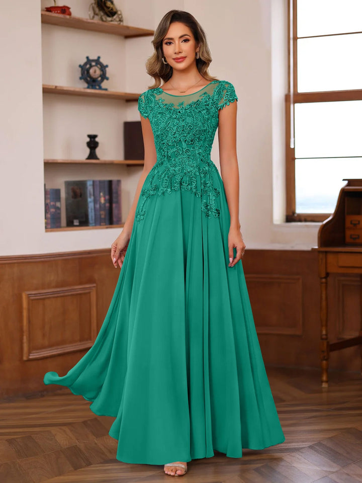 A-Line/Princess Scoop Neck Short Sleeves Floor-Length Mother of the Bride Dresses with Appliques