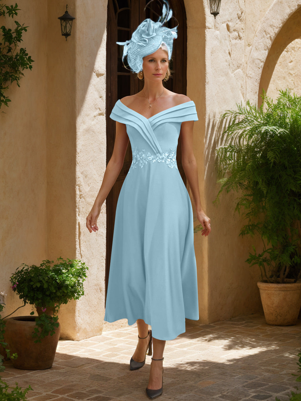 A-Line/Princess V-Neck Tea-Length Mother of the Bride Dresses with Lace Appliques
