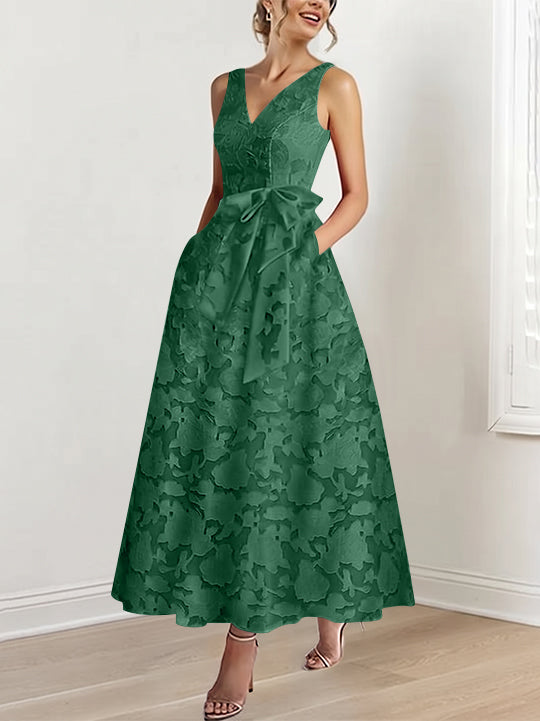 A-Line/Princess V-Neck Sleeveless Ankle-Length Rose Lace Applique Mother of the Bride Dresses with Pockets &amp; Ruffles