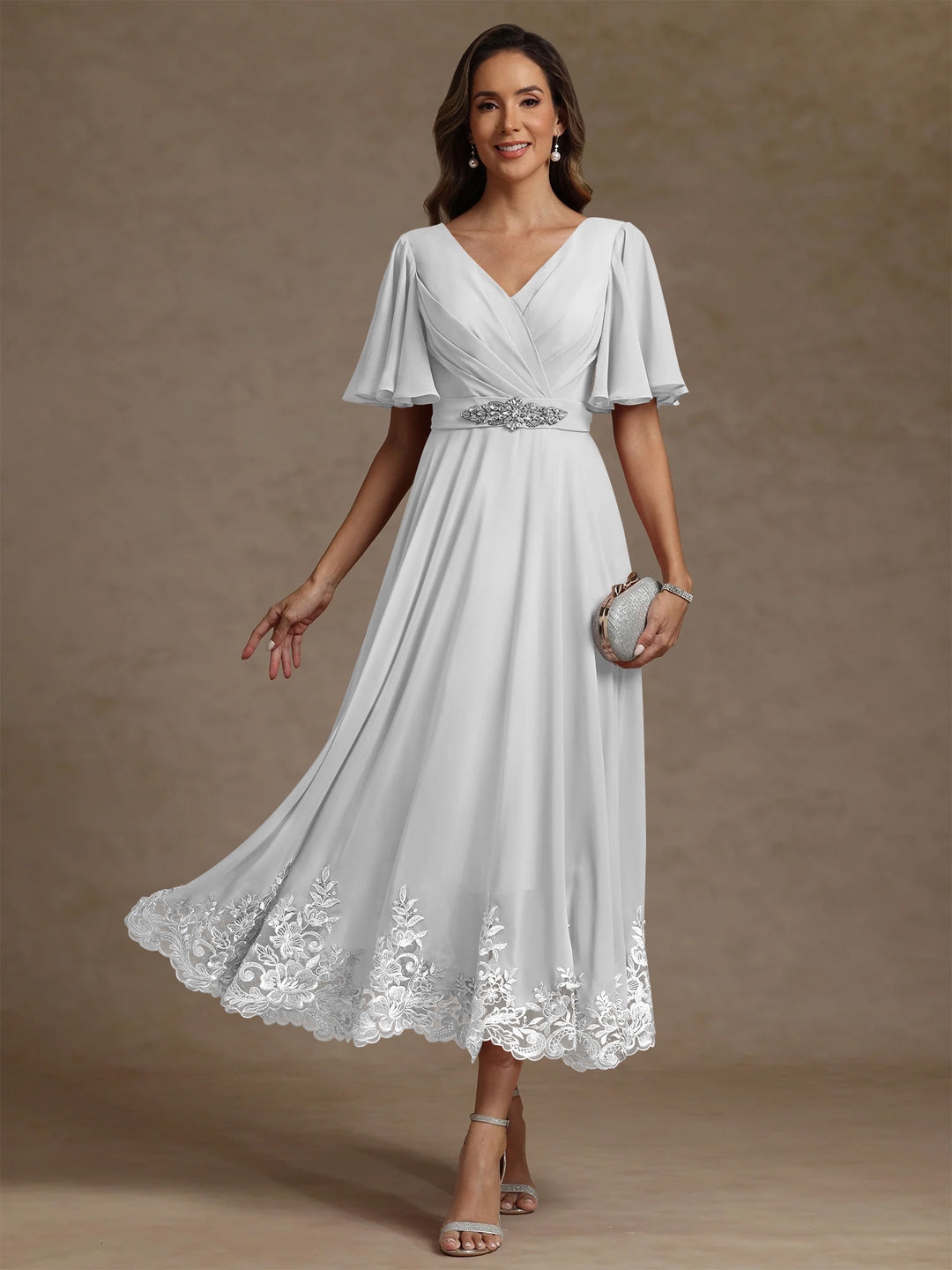A-Line/Princess V Neck Mother of the Bride Dresses Short Sleeves Chiffon Lace Tea Length with Sash