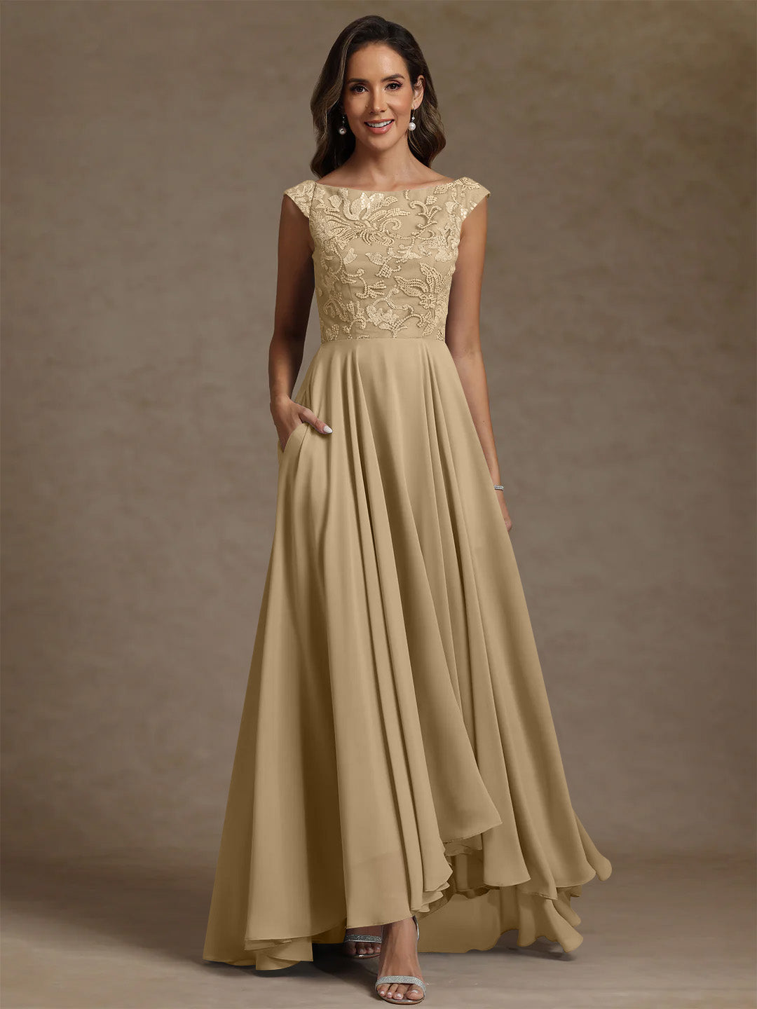 A-Line/Princess Scoop Chiffon Mother of the Bride Dresses Lace Sequins Floor-Length Sleeveless Pleated