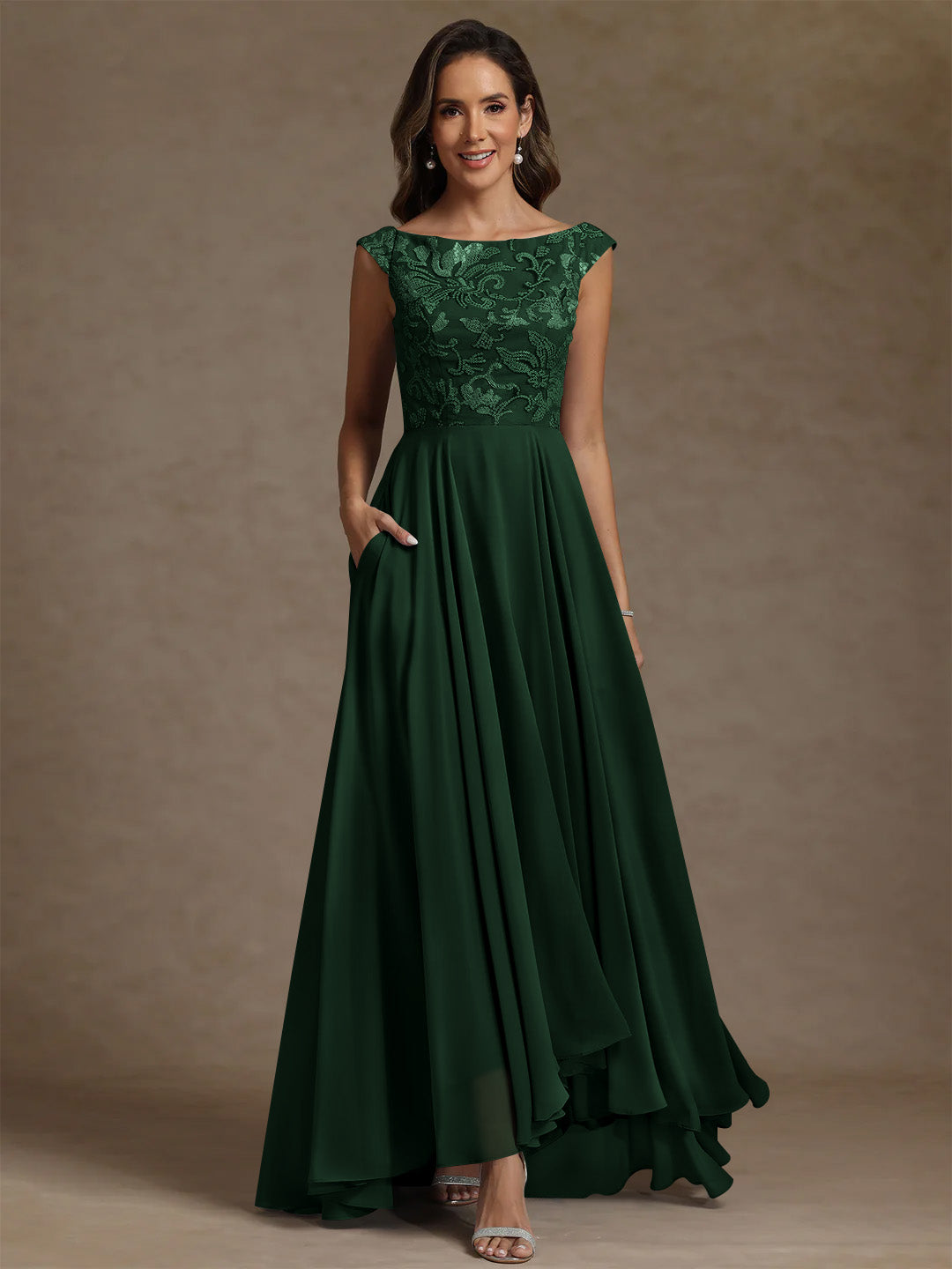 A-Line/Princess Scoop Chiffon Mother of the Bride Dresses Lace Sequins Floor-Length Sleeveless Pleated