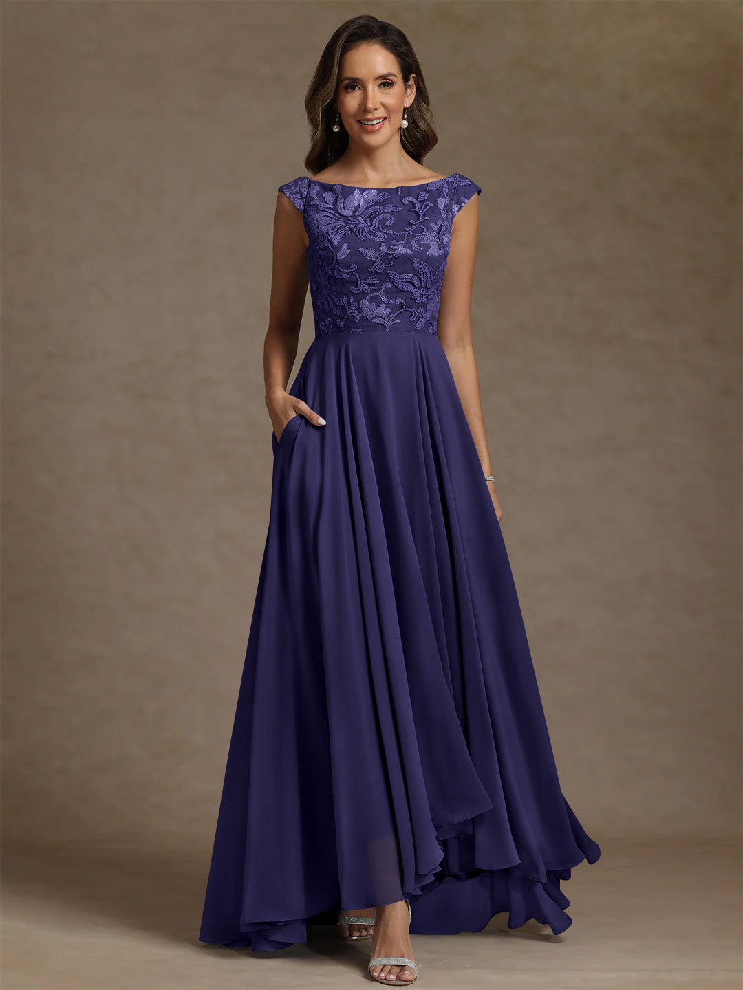 A-Line/Princess Scoop Chiffon Mother of the Bride Dresses Lace Sequins Floor-Length Sleeveless Pleated