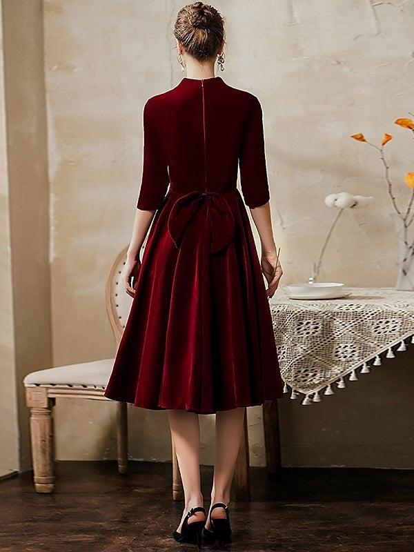 A-Line/Princess V-Neck Half Sleeves Tea-Length Cocktail Dresses with Sleek