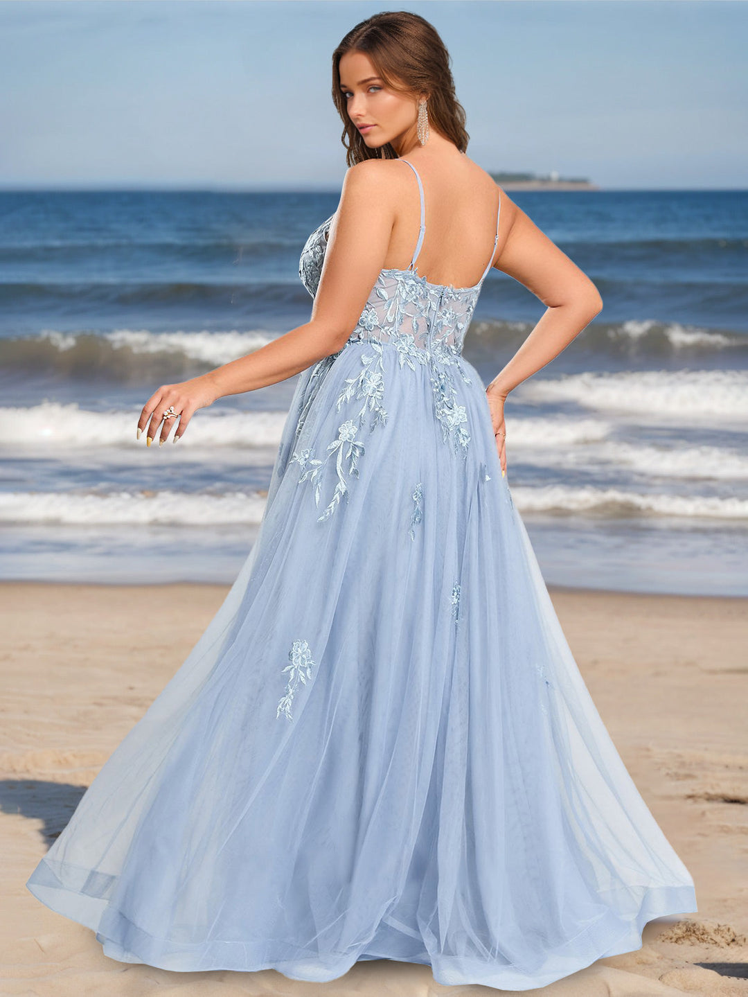 A-Line/Princess V-Neck Sleeveless Floor-Length Tulle Plus Size Prom Dresses With Appliques