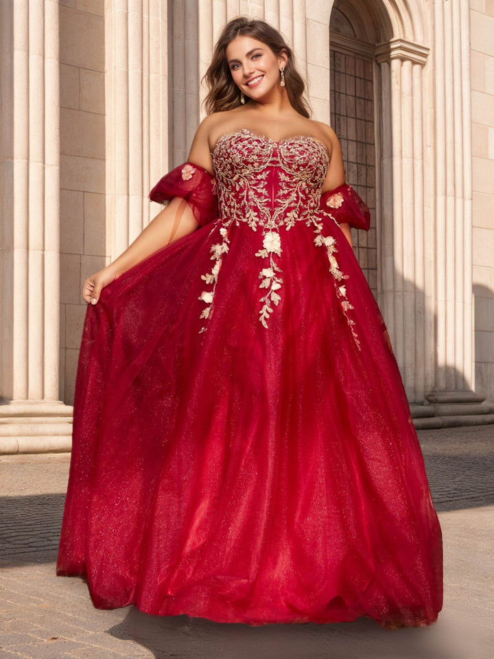 Ball Gown Strapless Sleeveless Floor-Length Plus Size Tulle Prom Dresses With Sequins and Appliques