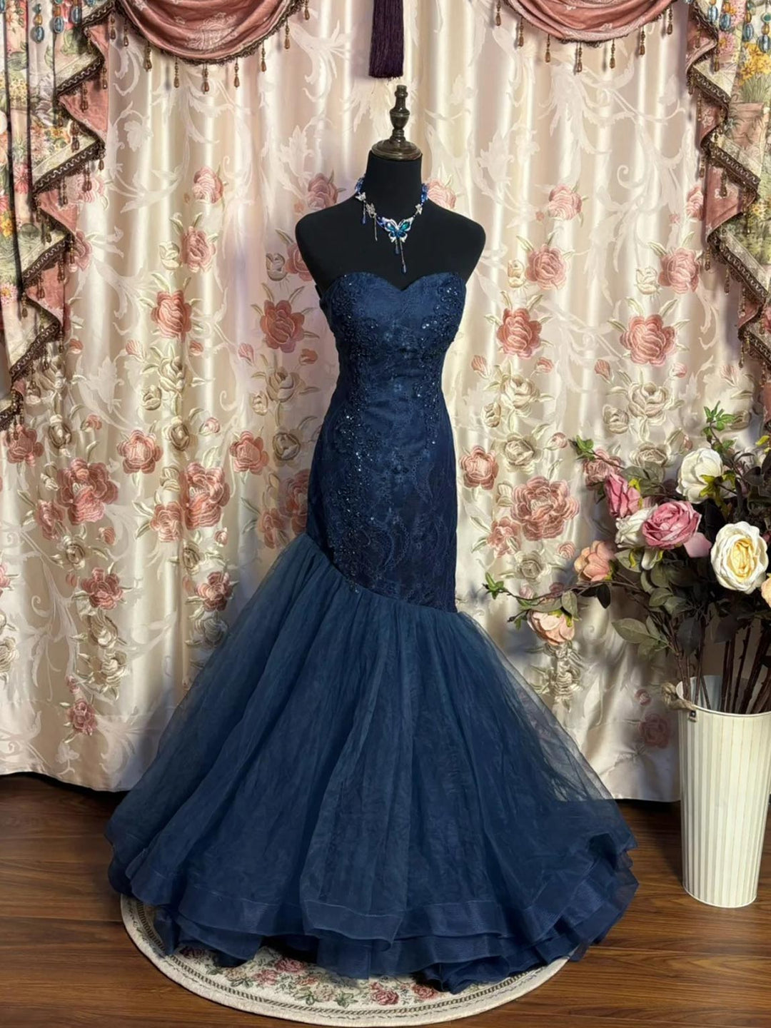 Trumpet/Mermaid Sweetheart Sleeveless Floor-Length Taffeta Lace Prom Dresses with Sequins