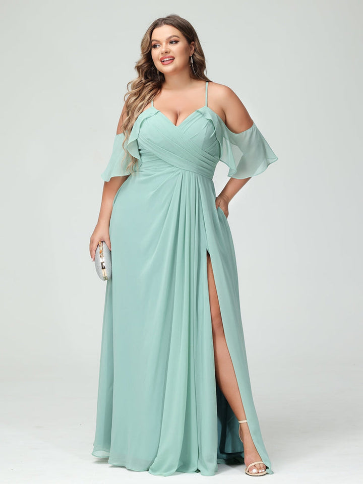 A-Line/Princess/Princess Spaghetti Straps Short Sleeves Chiffon Plus Size Bridesmaid Dresses with Pockets,Ruched Split Side