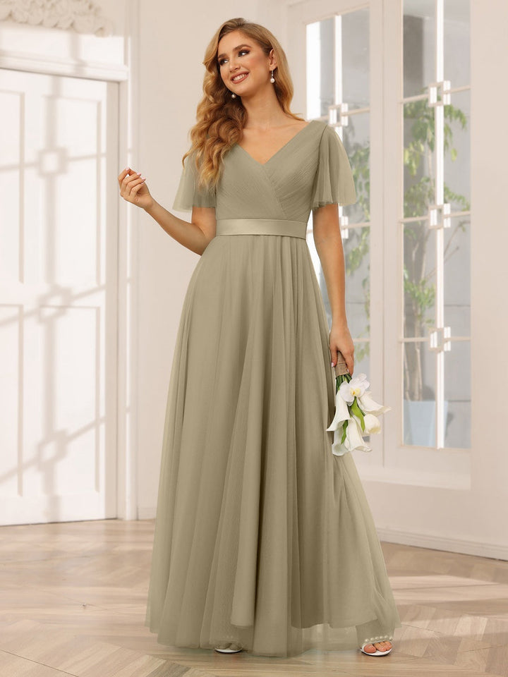 A-Line/Princess V-Neck Short Sleeves Floor-Length Long Bridesmaid Dresses with Lace