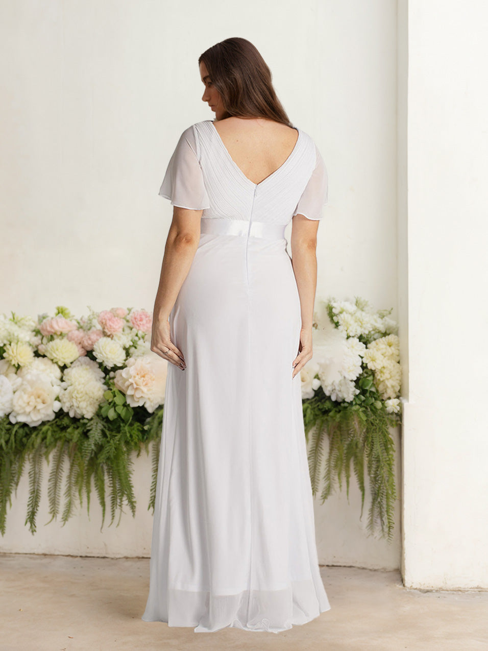 A Line/Princess Deep V-Neck Short Sleeves Floor-Length Plus Size Bridesmaid Dresses with Ruffles