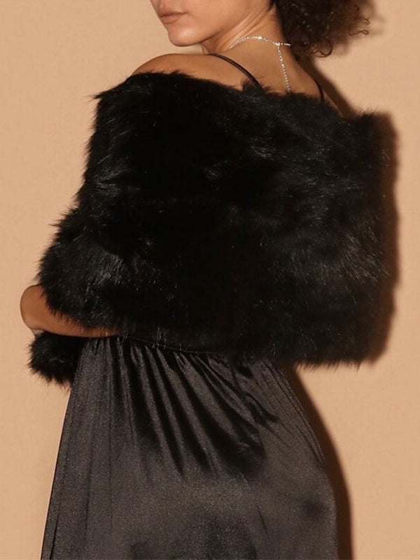 Wihte Faux Fur Wraps Shawls Women‘s Wrap Elegant Sleeveless Wedding Guest Wraps With Pure colour