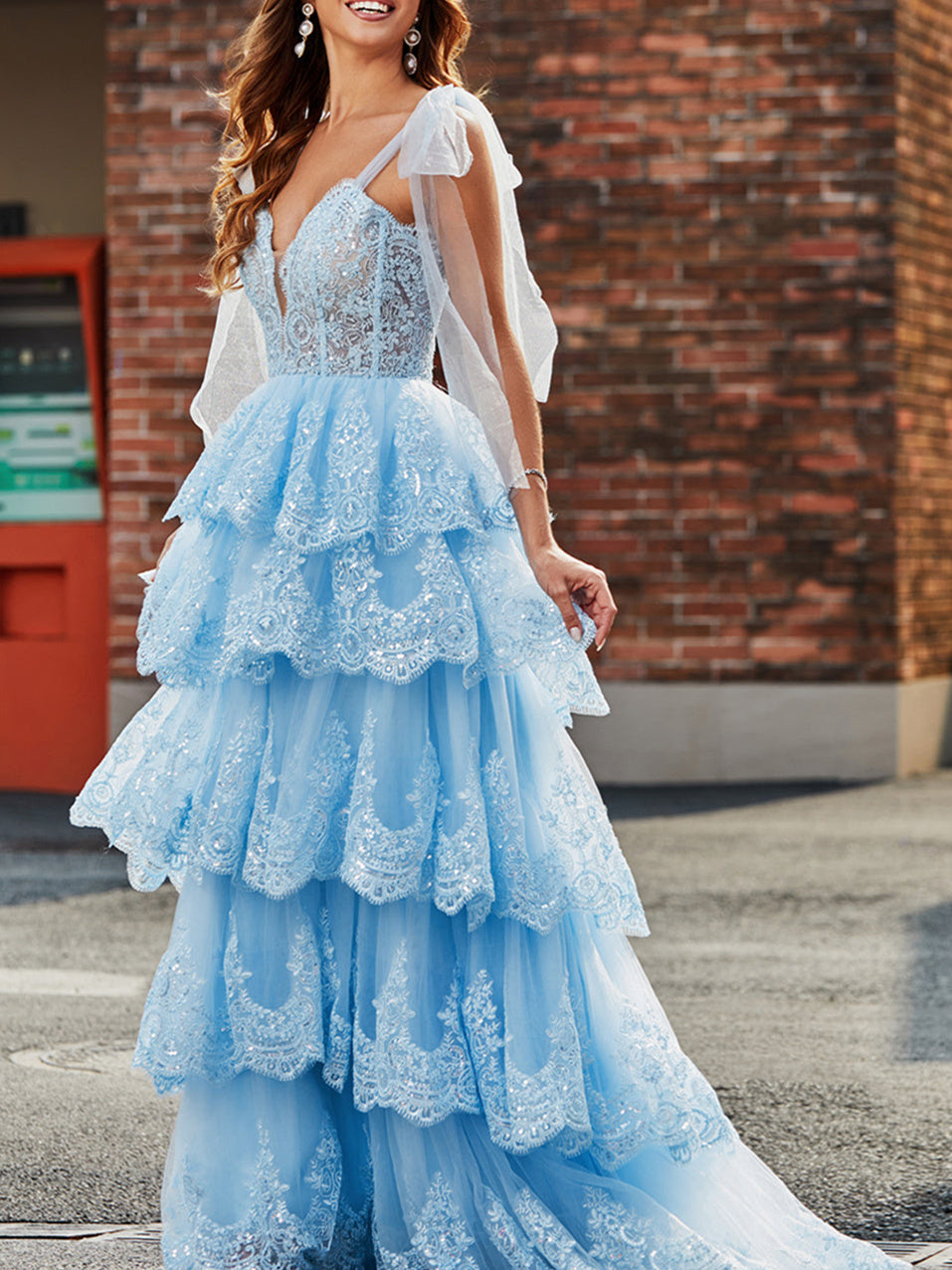 A-Line/Princess Sweetheart Bow Tie Straps Floor-Length Tiered Flower Formal Dress with Embroidery