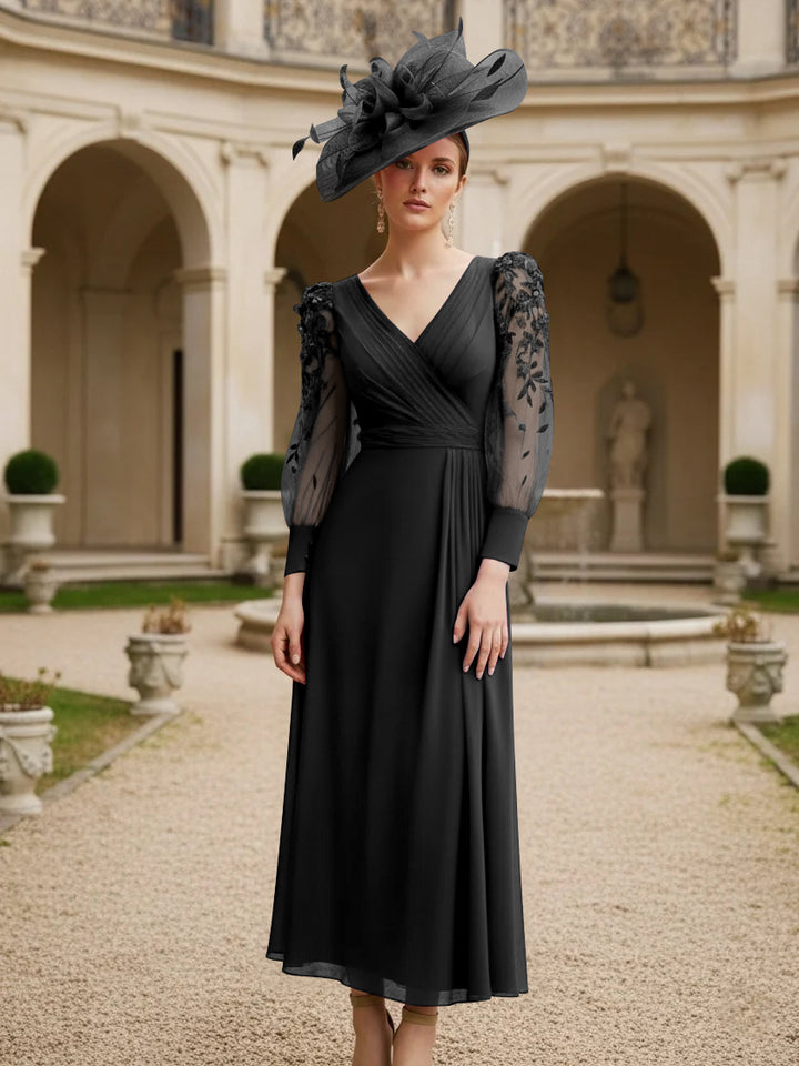 A-Line/Princess V-Neck Chiffon Mother of the Bride Dresses with 3D Flower