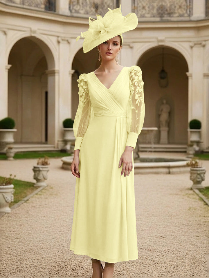 A-Line/Princess V-Neck Chiffon Mother of the Bride Dresses with 3D Flower
