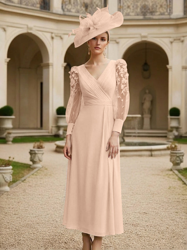 A-Line/Princess V-Neck Chiffon Mother of the Bride Dresses with 3D Flower