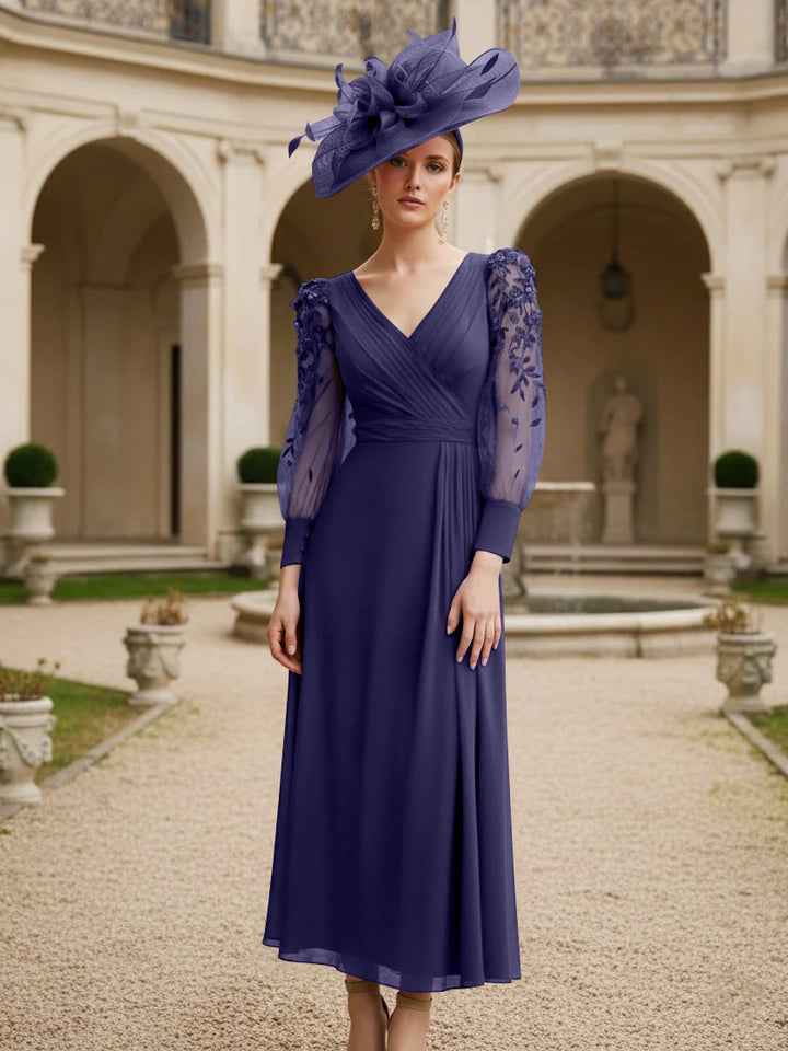 A-Line/Princess V-Neck Chiffon Mother of the Bride Dresses with 3D Flower