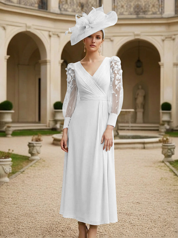 A-Line/Princess V-Neck Chiffon Mother of the Bride Dresses with 3D Flower