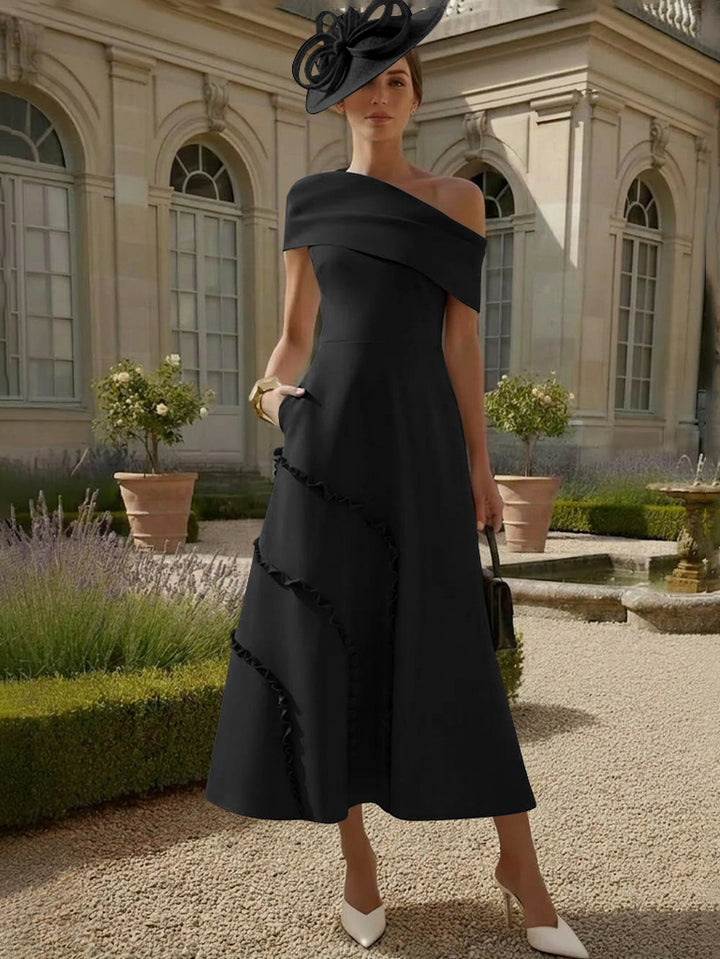 A-Line/Princess One-Shoulder Stretch Satin Mother of the Bride Dresses Tea-Length Sleeveless