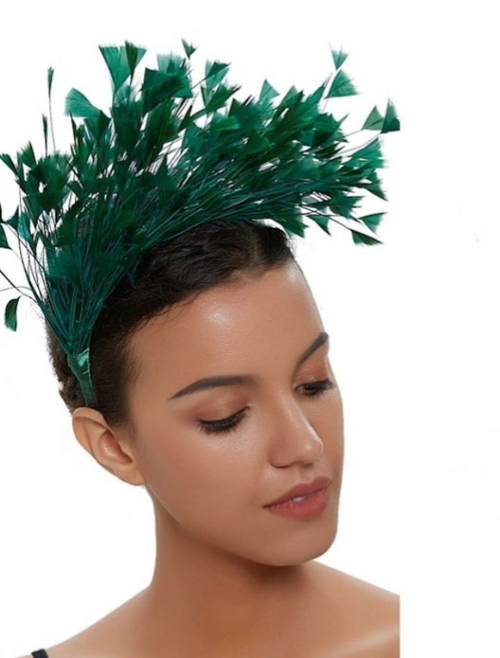 Cute Artificial Feather Headpiece Birthday Kentucky Derby Cocktail Royal Astcot Fascinators