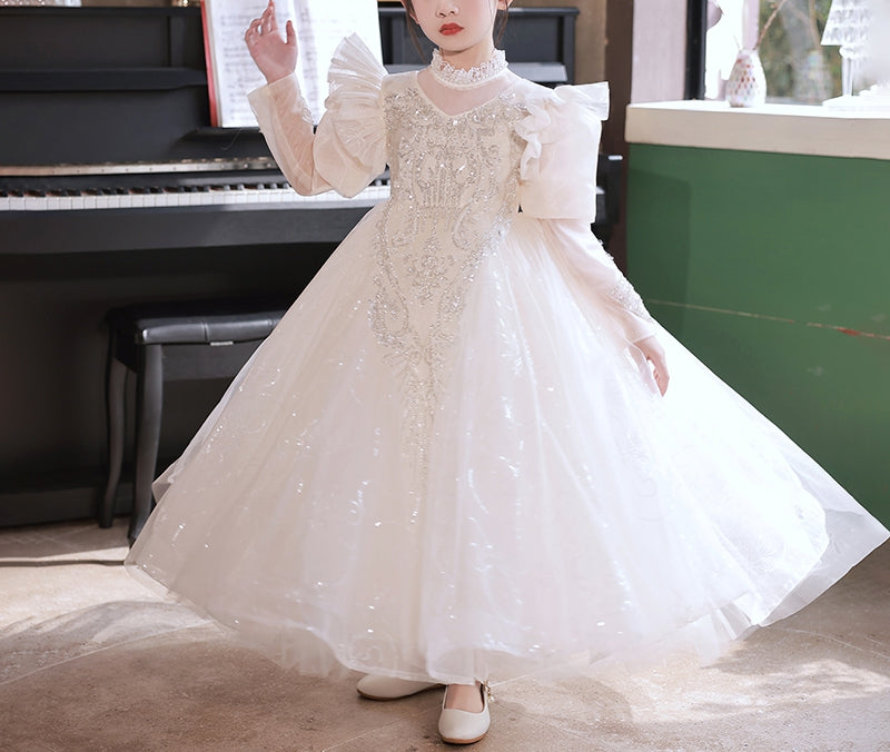 A-Line/Princess Long Sleeves Flower Girl Lace Dresses with Rhinestone Appliques