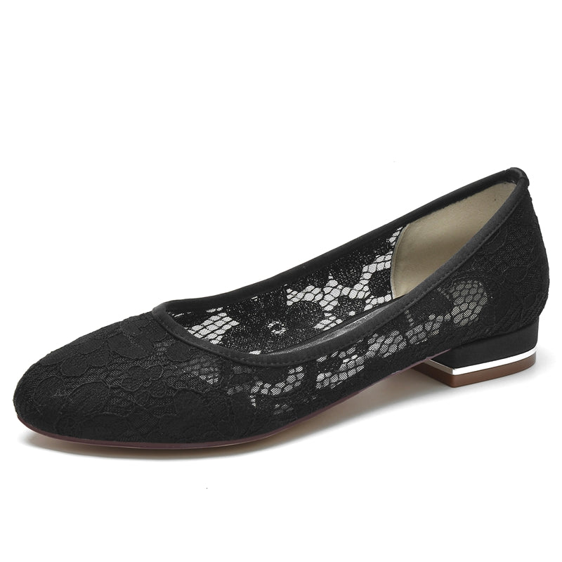 Women's Wedding Shoes Closed Toe Low Heel Lace Cutout Simple Bridal Shoes