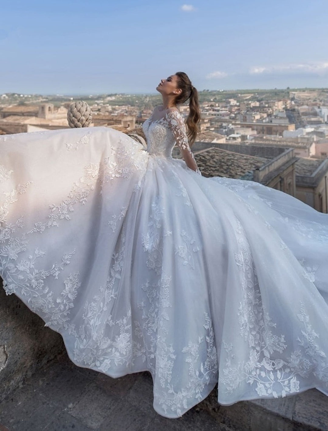 Ball Gown V-Neck Floor-length Lace Wedding Dress