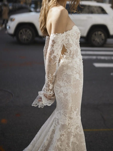 Trumpet/Mermaid Off-The-Shoulder Floor-Length Lace Wedding Dress