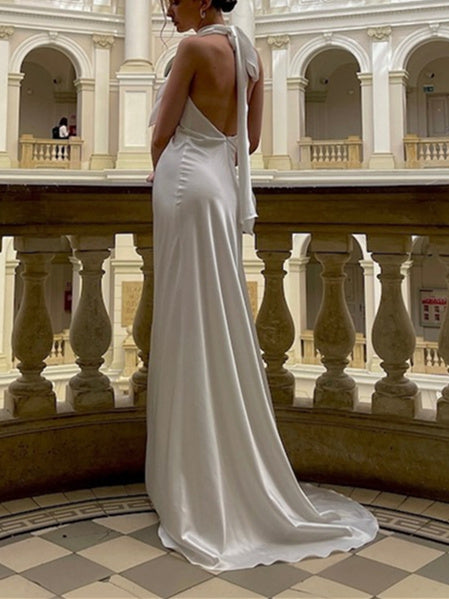 Trumpet/Mermaid Halter Floor-Length Wedding Dress