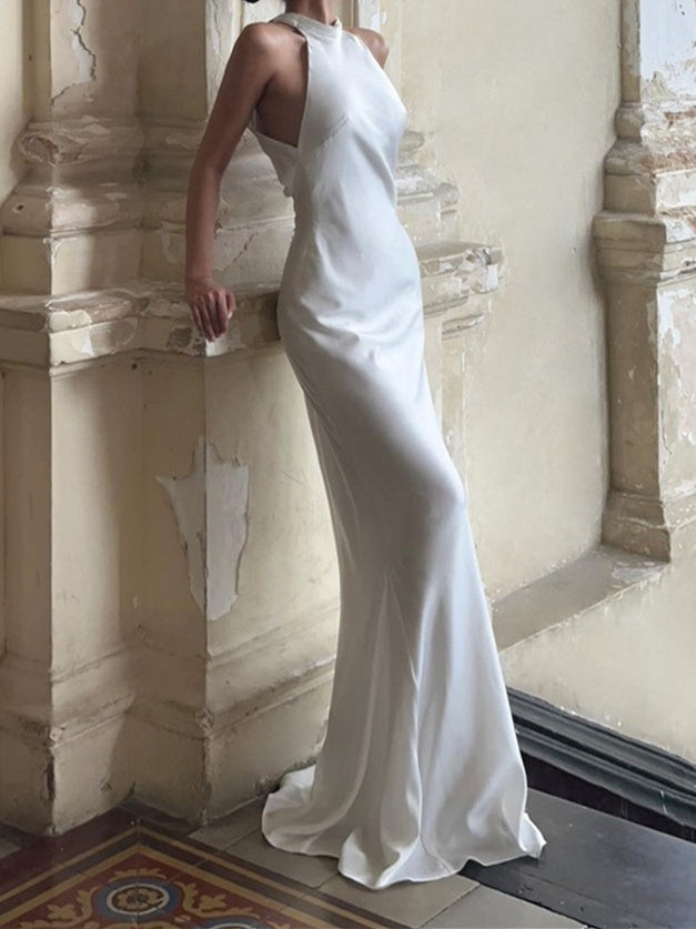 Trumpet/Mermaid Halter Floor-Length Wedding Dress