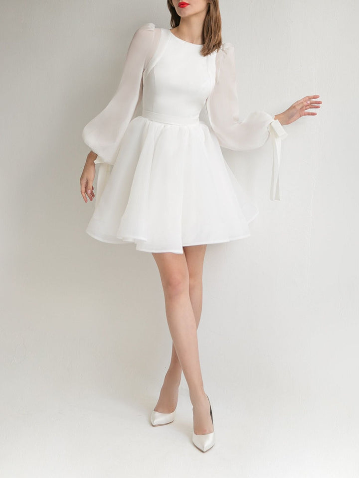 A-Line/Princess Scoop Neck Long Sleeves Mini Wedding Dress