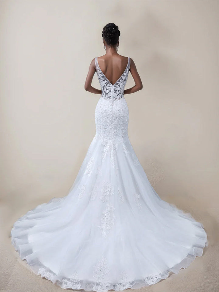 Trumpet/Mermaid V-Neck Sleeveless Wedding Dresses with Lace Appliques