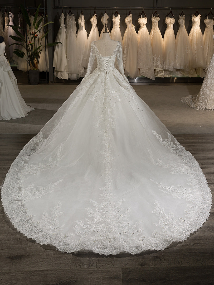 A-Line/Princess Tulle Scoop Long Sleeves Wedding Dresses with Lace Appliques & Beading