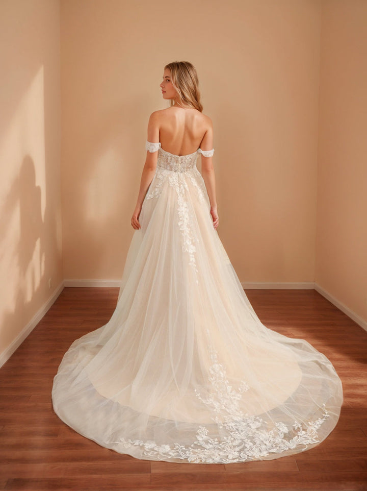 A-Line/Princess Sleeveless Long Wedding Dresses with Appliques & Split Side