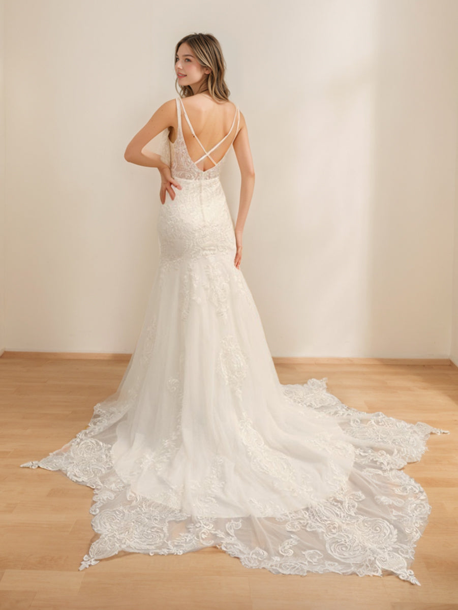 Trumpet/Mermaid Spaghetti Straps Sleeveless Long Tulle Wedding Dresses with Lace Appliques