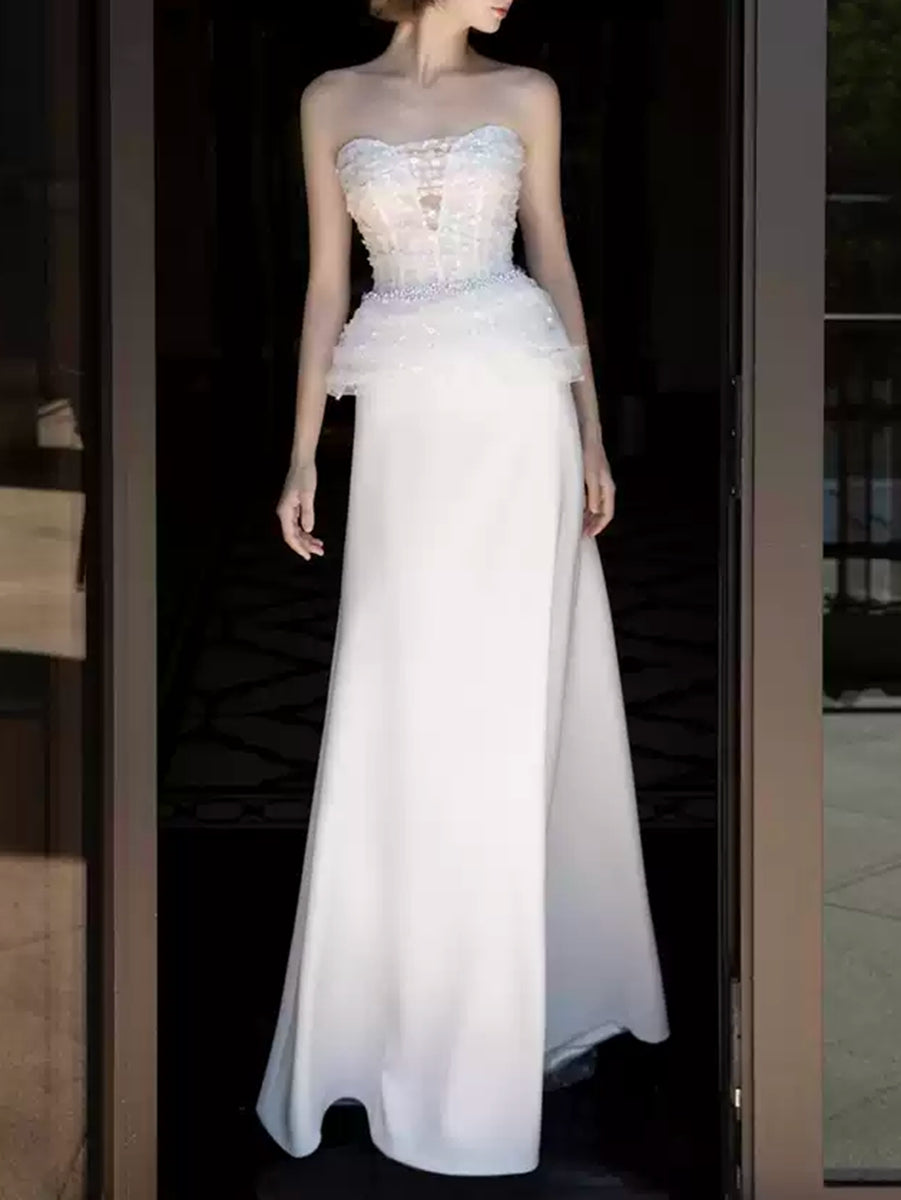 A-Line/Princess White Strapless Sleeveless Wedding Dresses with Lace Appliques